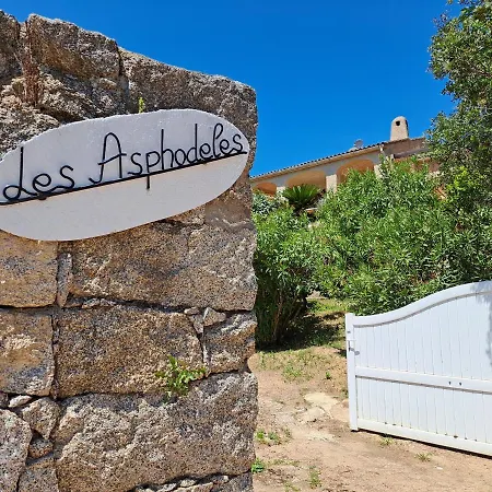 Hébergement de vacances Les Asphodèles, Piscine , Vue Et Montagne *