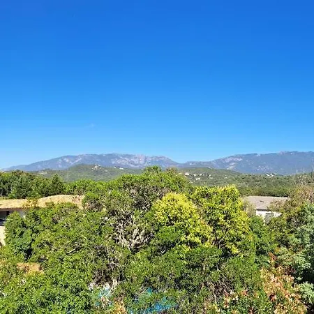 Les Asphodèles, Piscine , Vue Et Montagne Hébergement de vacances